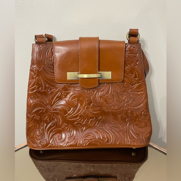 Patricia Nash Women's LARONE Shoulder Bag Leather - Florence - Picture 1 of 14